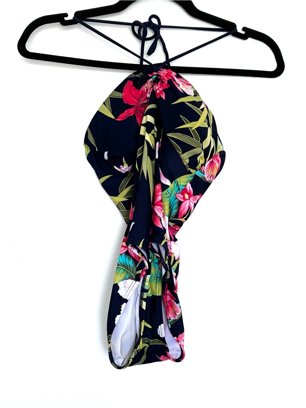 Tommy Hilfiger Swimsuit Women’s Size 6 Blue Floral Halter Padded One Piece